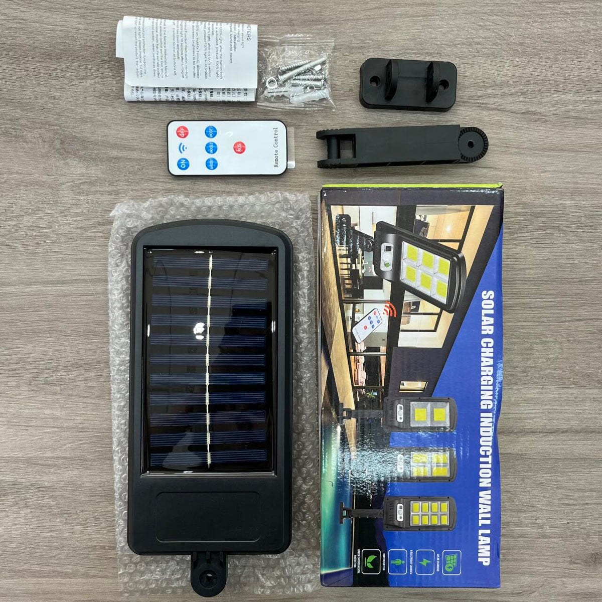 Foco Solar Exterior con Mando - Sensor de Movimiento