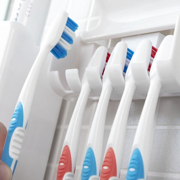 Dispensador de Pasta Dental con Soporte Cepillos